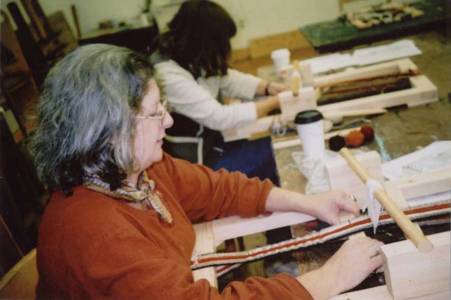 Student in Bedouin Weaving workshop